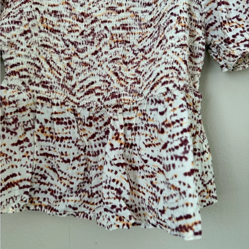 Old Navy Red and White Puff Sleeve Smocked Blouse